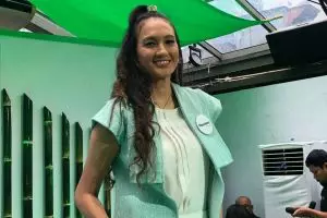 Nadine Chandrawinata sering merasa bersalah setiap sikat gigi