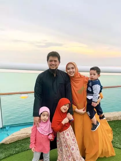 Seleb cantik ini menikah bertepatan di hari ulang tahun Instagram 