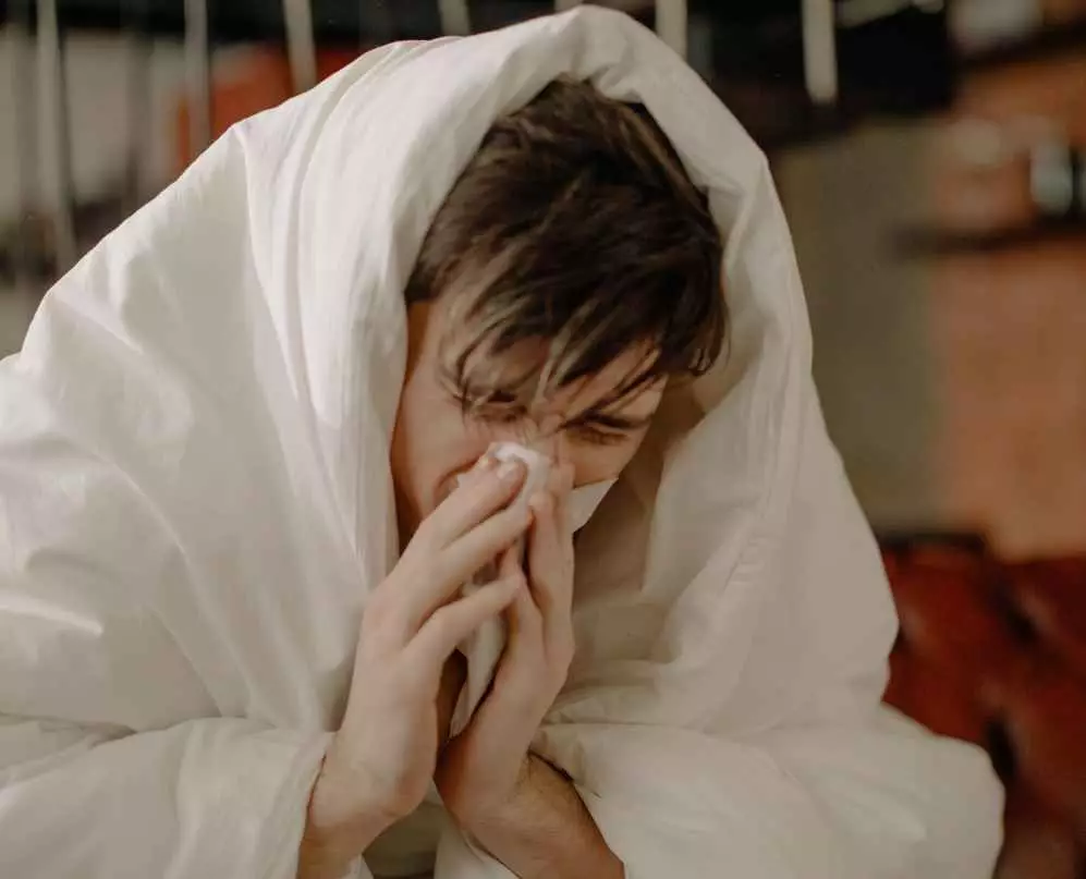 Penyebab HIV dan AIDS © 2021 brilio.net Penyebab HIV dan AIDS © 2021 brilio.net