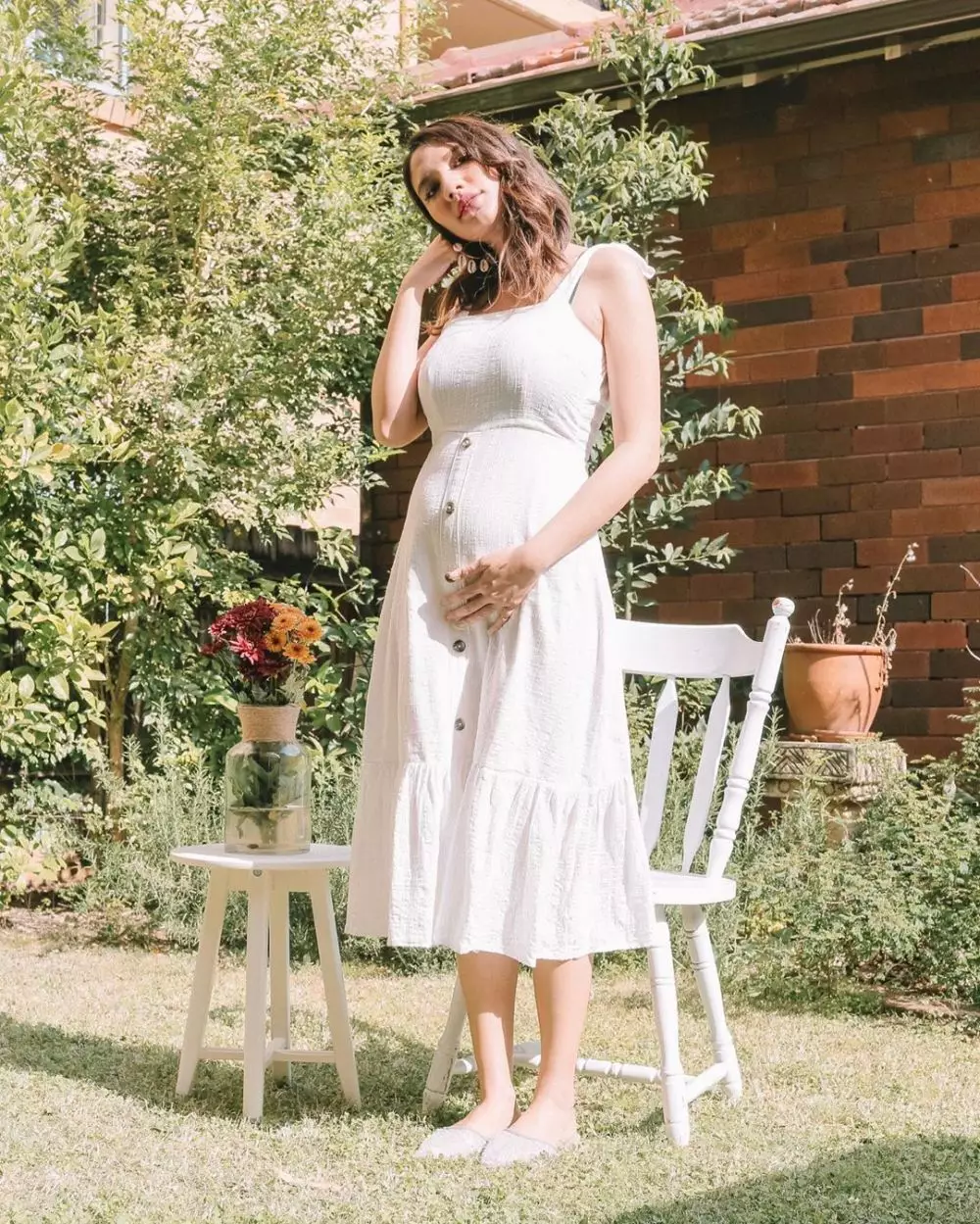 acha sinaga hamil © 2019 brilio.net acha sinaga hamil © 2019 brilio.net