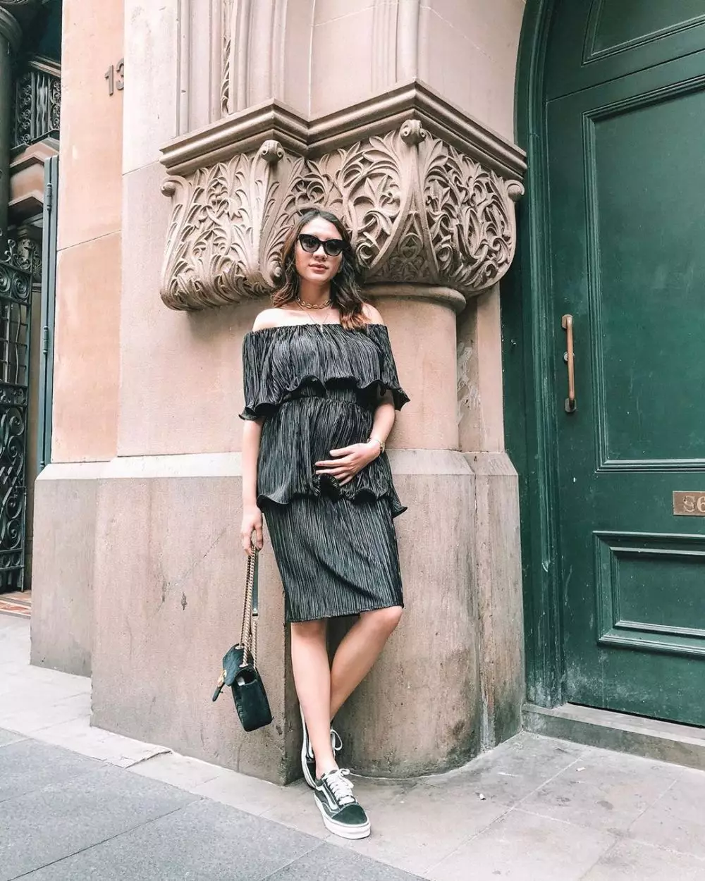 acha sinaga hamil © 2019 brilio.net acha sinaga hamil © 2019 brilio.net