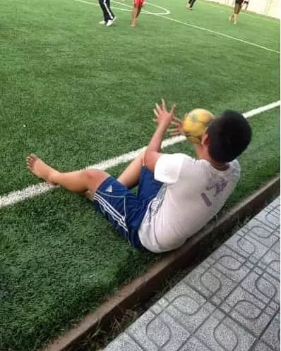 momen apes anak di tempat umum © 2019 instagram.com