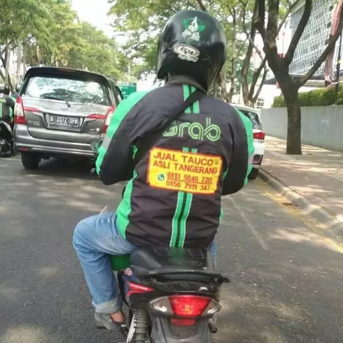 tulisan promosi ala driver ojek online © 2019 instagram.com
