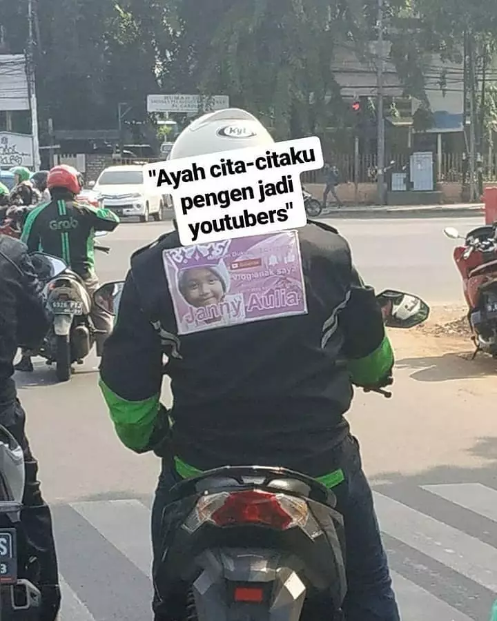 tulisan promosi ala driver ojek online © 2019 instagram.com