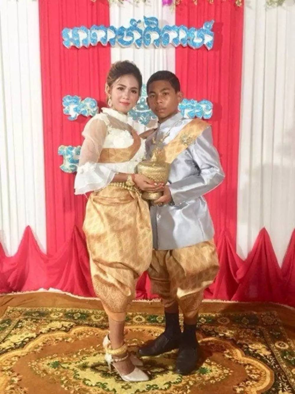 pernikahan dini di kamboja © Facebook/Mak Orn