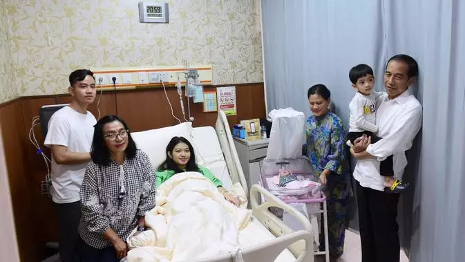 cucu ketiga jokowi arti nama istimewa