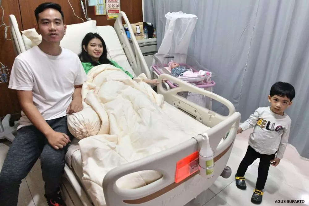 5 Potret La Lembah Manah, adik Jan Ethes yang imut instagram  5 Potret La Lembah Manah, adik Jan Ethes yang imut instagram