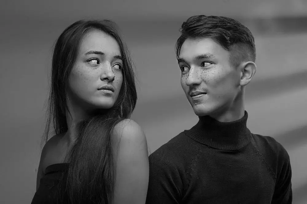 Potret kedekatan Mawar Eva de Jongh dan kakak © 2019 brilio.net Potret kedekatan Mawar Eva de Jongh dan kakak © 2019 brilio.net