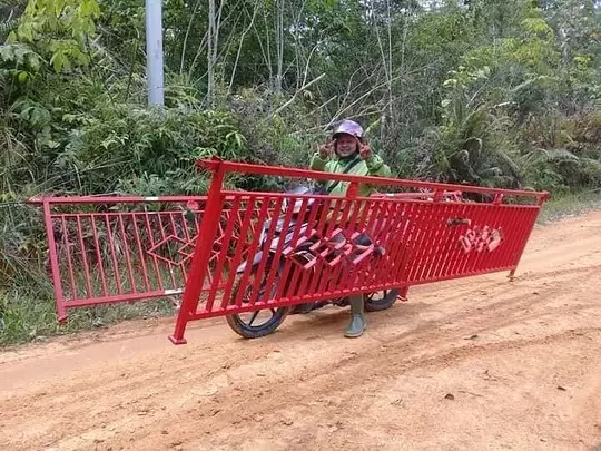 cara driver ojek online jagain bawaan © 2019 instagram.com cara driver ojek online jagain bawaan © 2019 instagram.com