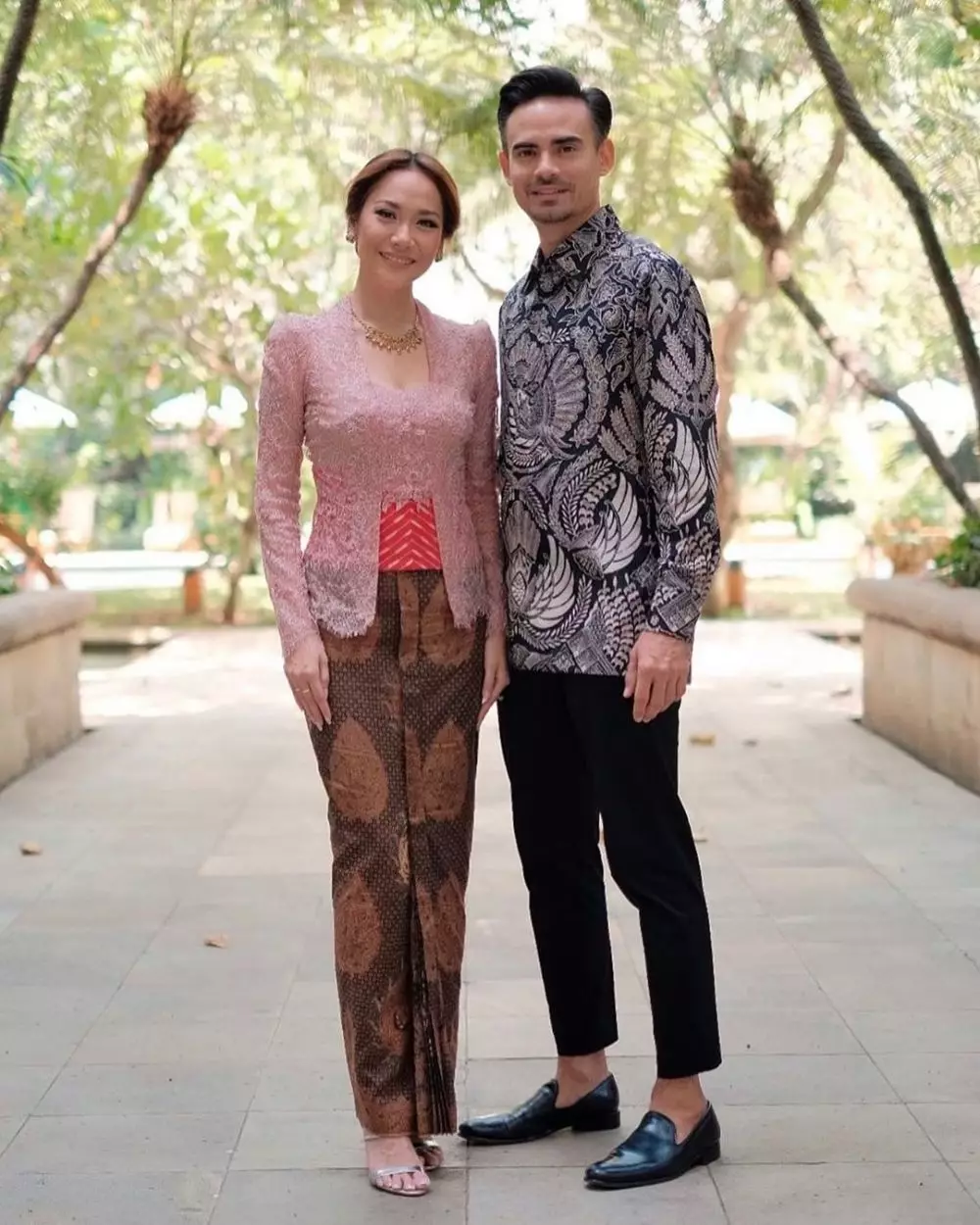 potret BCL pakai kebaya ini tuai pujian Instagram/@bclsinclair