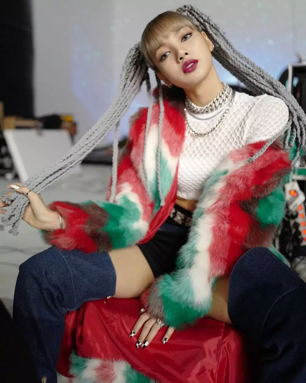 lisa blackpink berponi ©Instagram lisa blackpink berponi ©Instagram