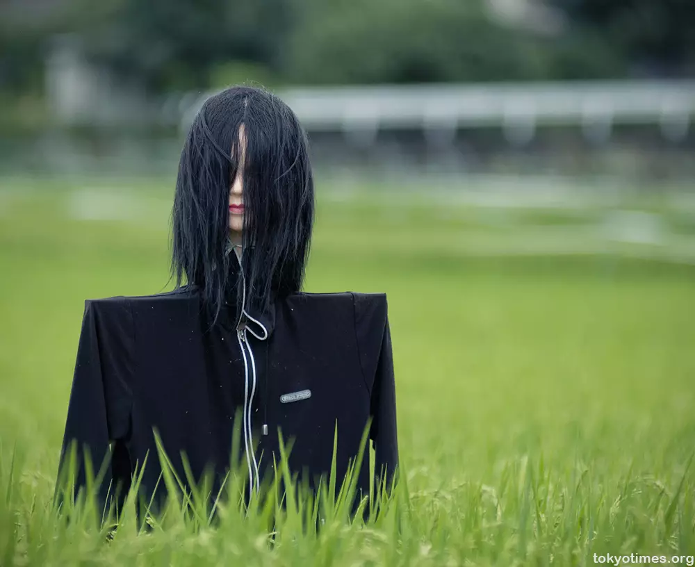 Orang-orangan sawah Jepang  Istimewa Orang-orangan sawah Jepang  Istimewa