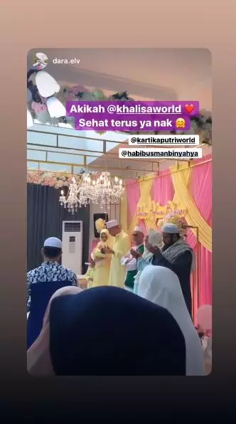 Momen akikah anak pertama Kartika Putri instagram 