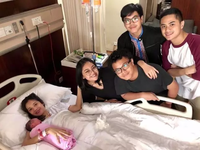 5 Foto Salima anak Wishnutama, lahir bareng adik Jan Ethes Instagram