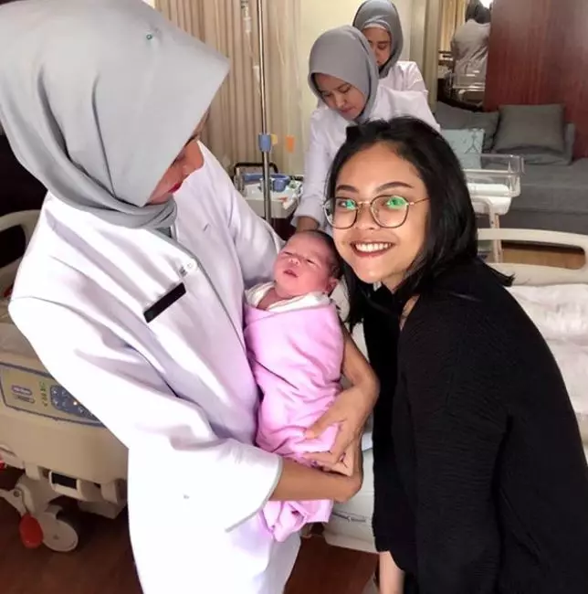 5 Foto Salima anak Wishnutama, lahir bareng adik Jan Ethes Instagram
