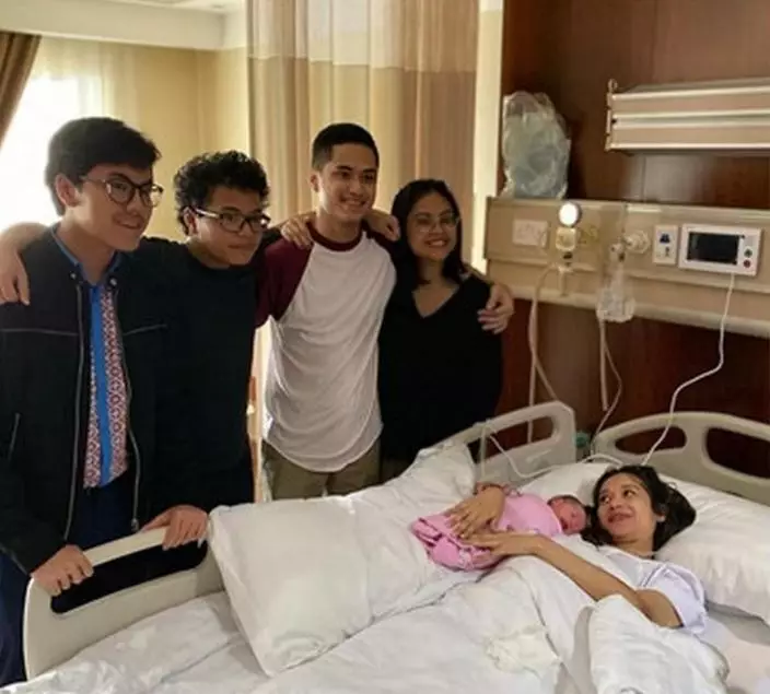 5 Foto Salima anak Wishnutama, lahir bareng adik Jan Ethes Instagram