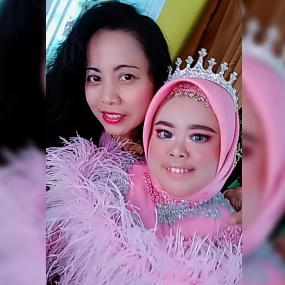 Momen kedekatan Kekeyi & ibunya Instagram 