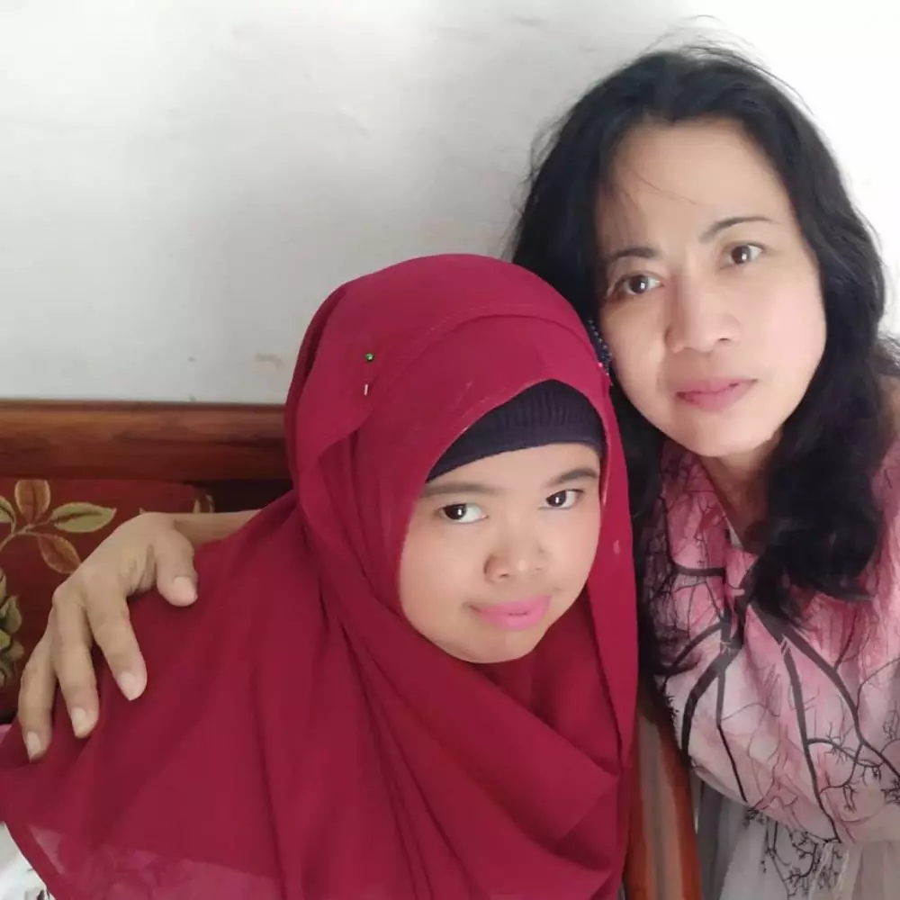 Momen kedekatan Kekeyi & ibunya Instagram 