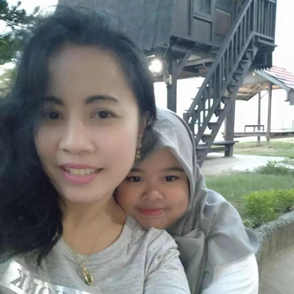 Momen kedekatan Kekeyi & ibunya Instagram 