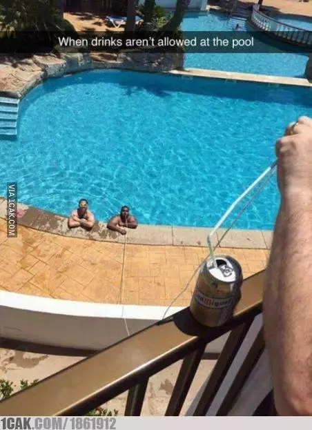 cara nyeleneh orang menikmati minuman © 2019 1cak.com cara nyeleneh orang menikmati minuman © 2019 1cak.com