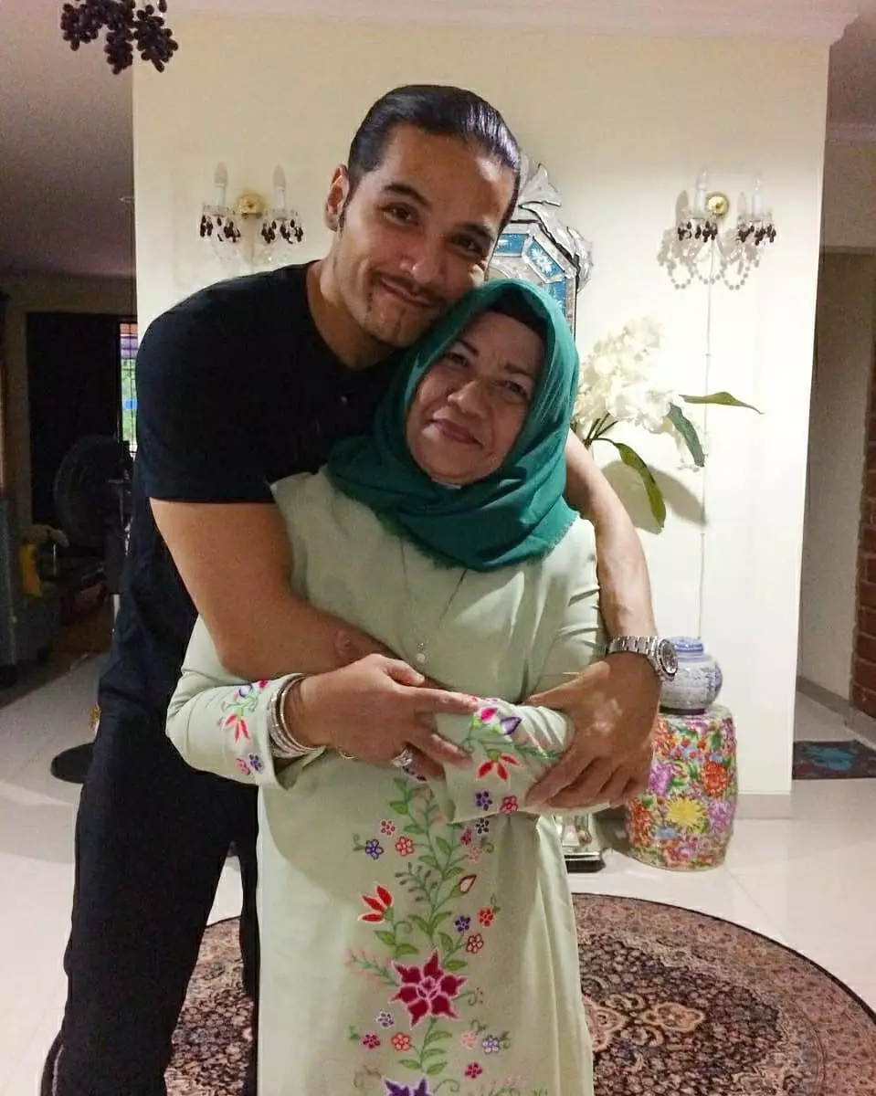 Pesulap Tanah Air bareng ibunya Instagram  Pesulap Tanah Air bareng ibunya Instagram