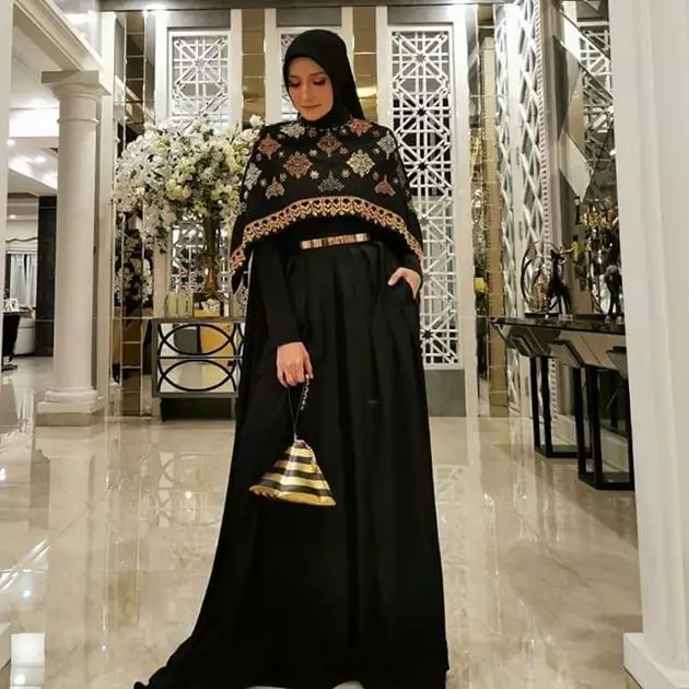 penampilan 13 seleb di pernikahan dian pelangi  Instagram