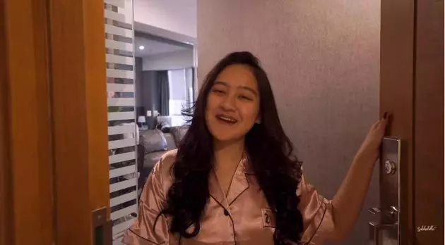 potret apartemen salshabilla adriani  YouTube potret apartemen salshabilla adriani  YouTube