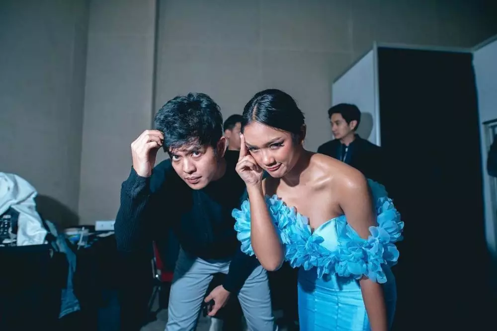 5 Rahasia tampil percaya diri Marion Jola bikin cowok auto terpikat foto: Instagram/@lalamarionmj 5 Rahasia tampil percaya diri Marion Jola bikin cowok auto terpikat foto: Instagram/@lalamarionmj