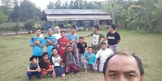 sumber kekayaan azis gagap  Instagram