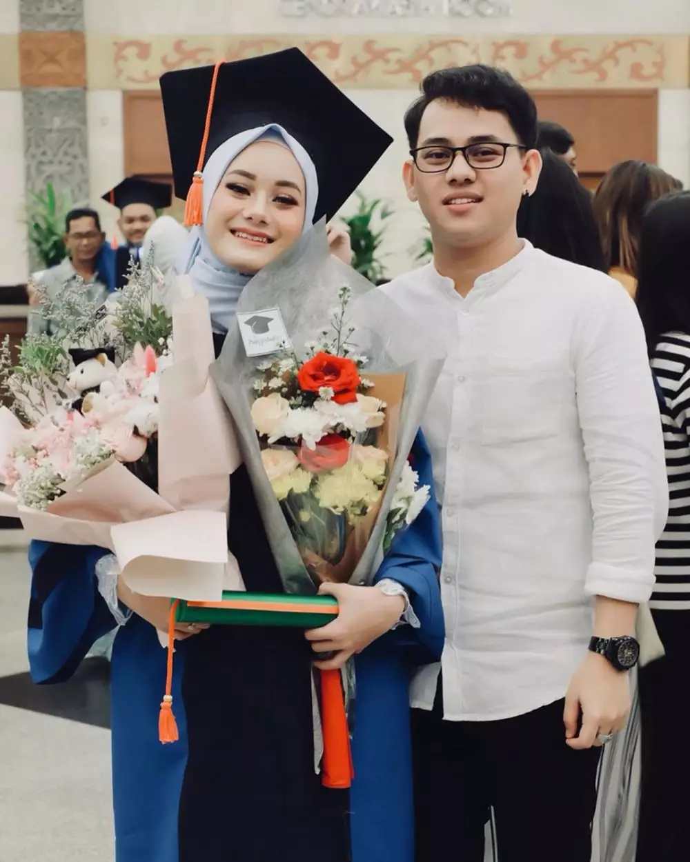 Dinda Hauw dan kakak  Instagram 