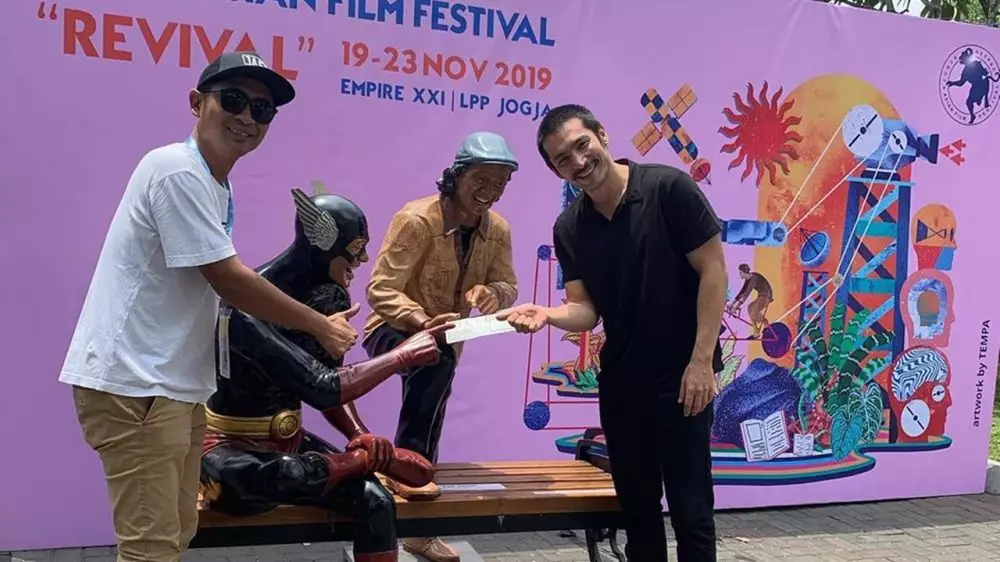 pesona abimana berkumis tebal  Instagram pesona abimana berkumis tebal  Instagram