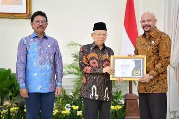 ma'ruf amin pakai celana panjang  Instagram ma'ruf amin pakai celana panjang  Instagram