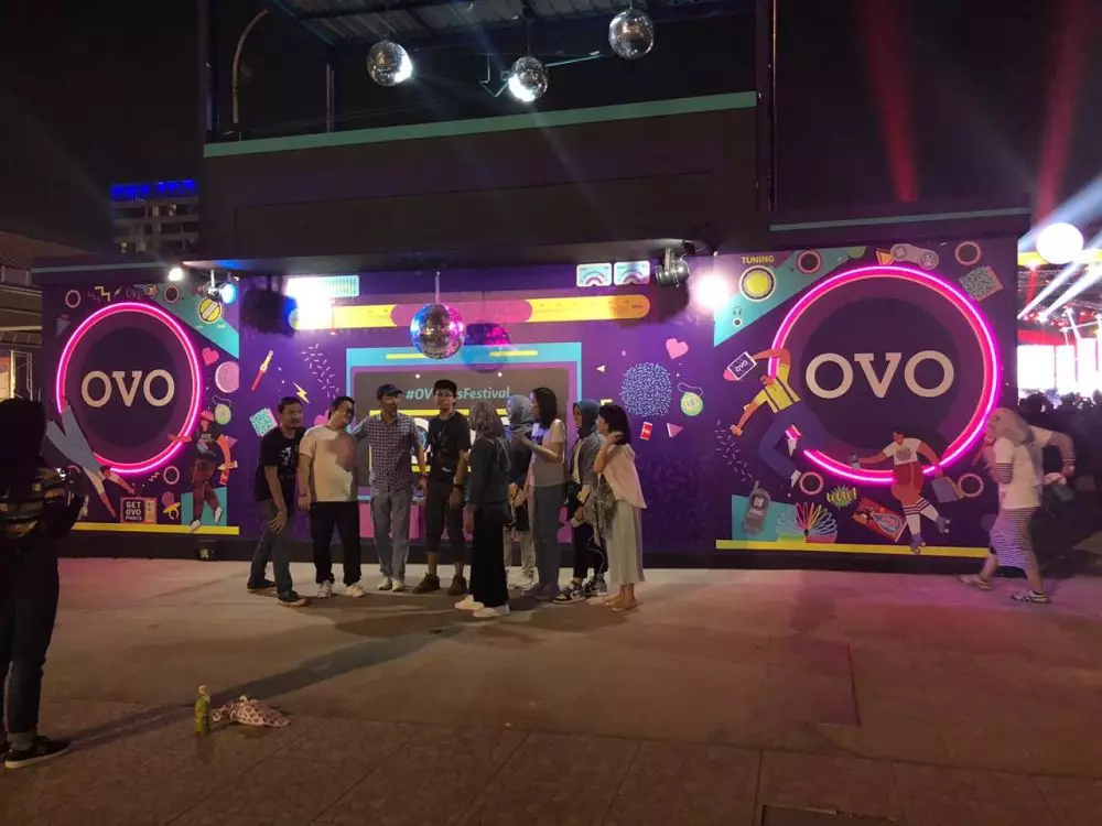 Spot 90an © 2019 brilio.net