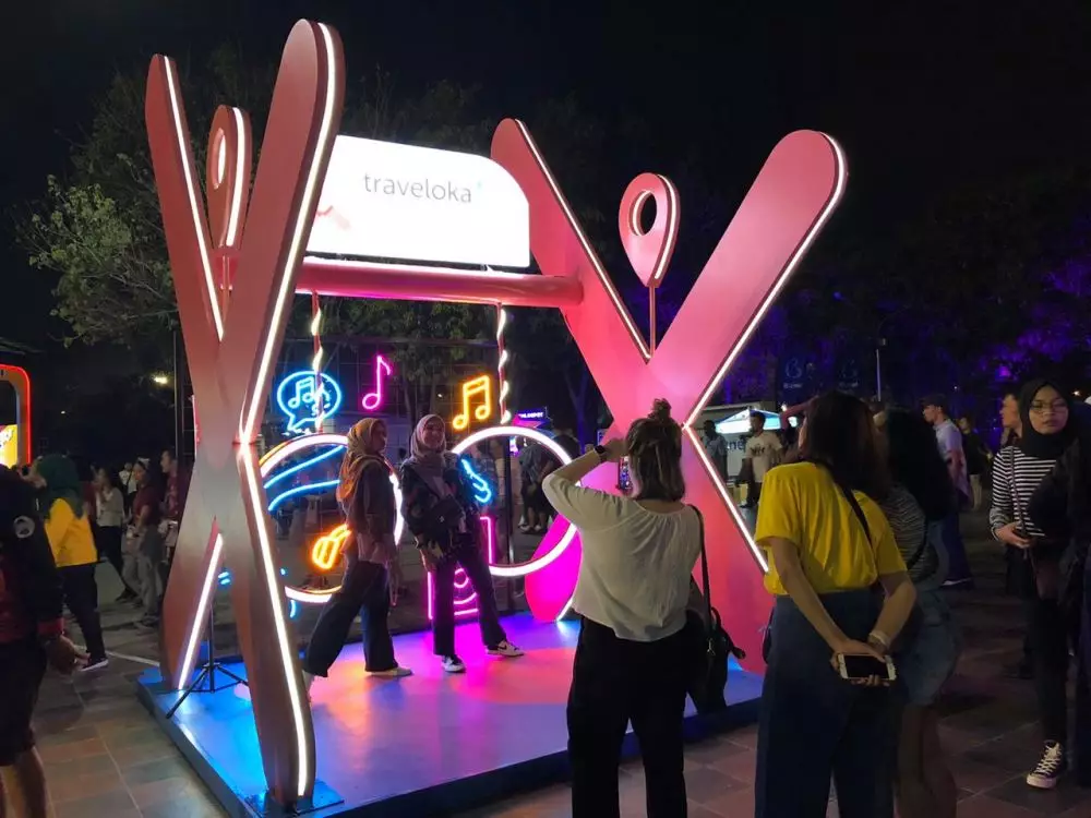 Spot 90an © 2019 brilio.net