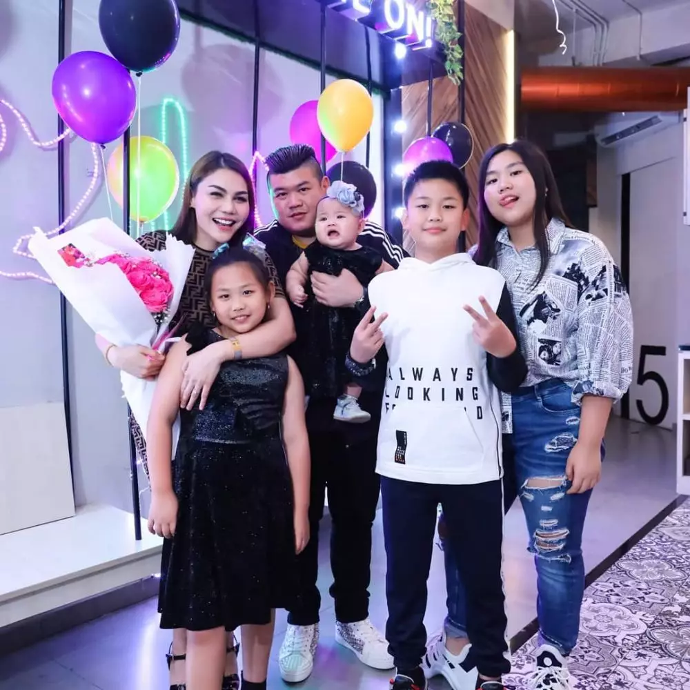 anak tiri DJ Butterfly © 2019 Instagram