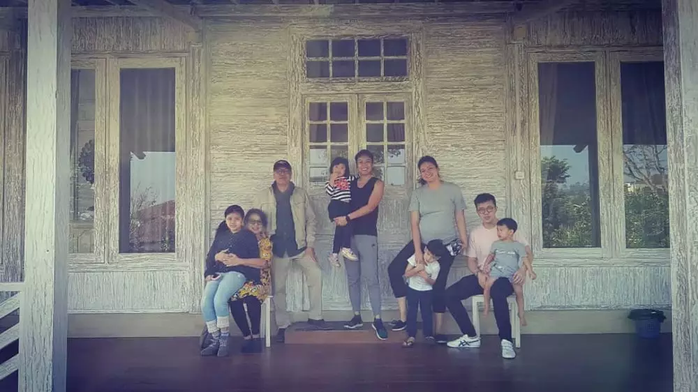 seleb serumah dengan orangtua © 2019 brilio.net