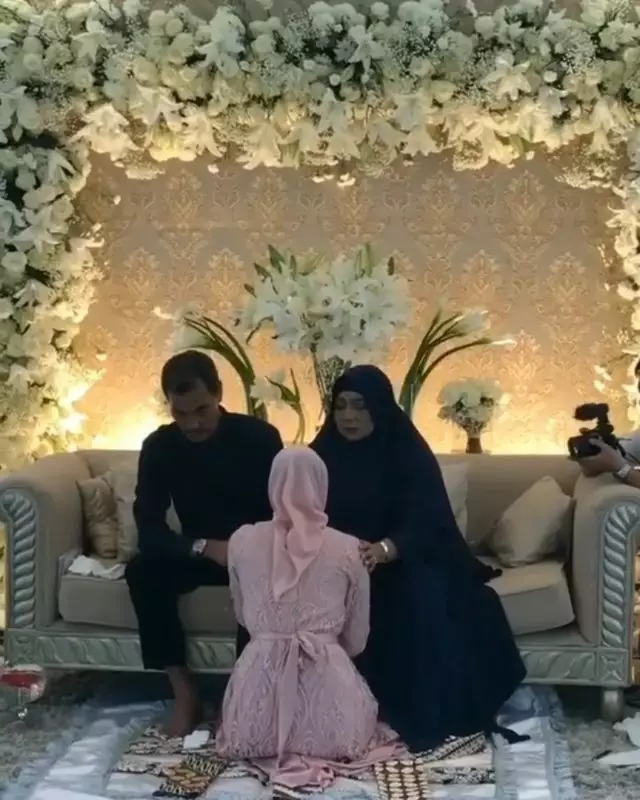 Momen siraman & pengajian Citra Kirana Instagram Momen siraman & pengajian Citra Kirana Instagram