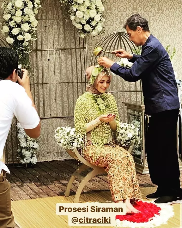 Momen siraman & pengajian Citra Kirana Instagram Momen siraman & pengajian Citra Kirana Instagram