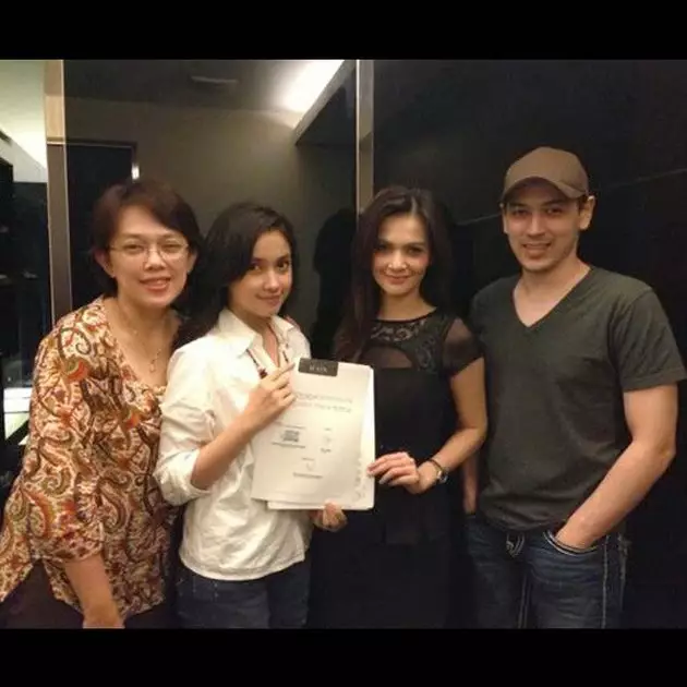 kedekatan Cut Tary dan Richard Kevin © 2019 berbagai sumber