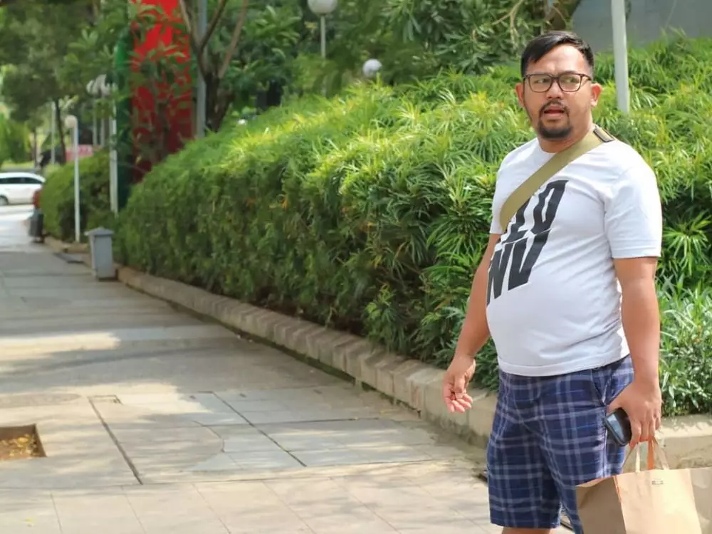 seleb nyeleneh ATM  berbagai sumber  seleb nyeleneh ATM  berbagai sumber