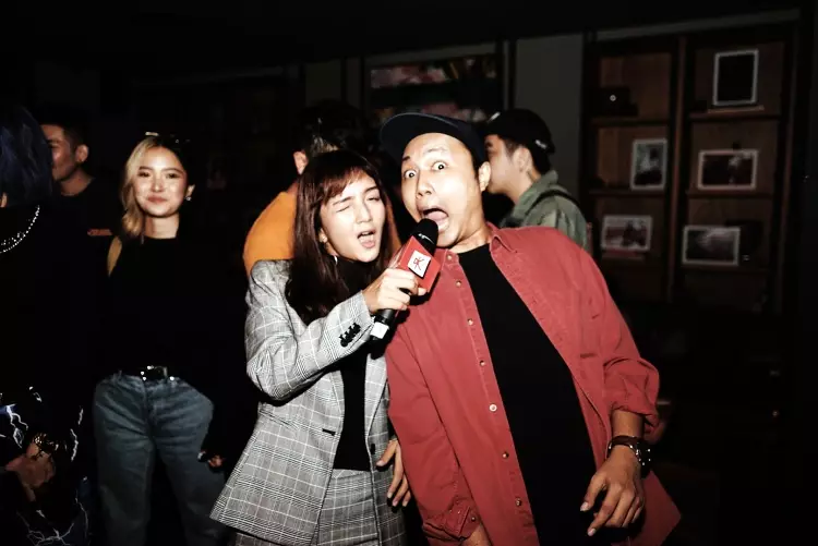 Karaoke Anthem © 2019 brilio.net Karaoke Anthem © 2019 brilio.net