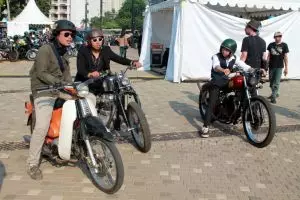 5 Alasan motor masih dilirik pekerja komuter, jadi pengumpan yang oke