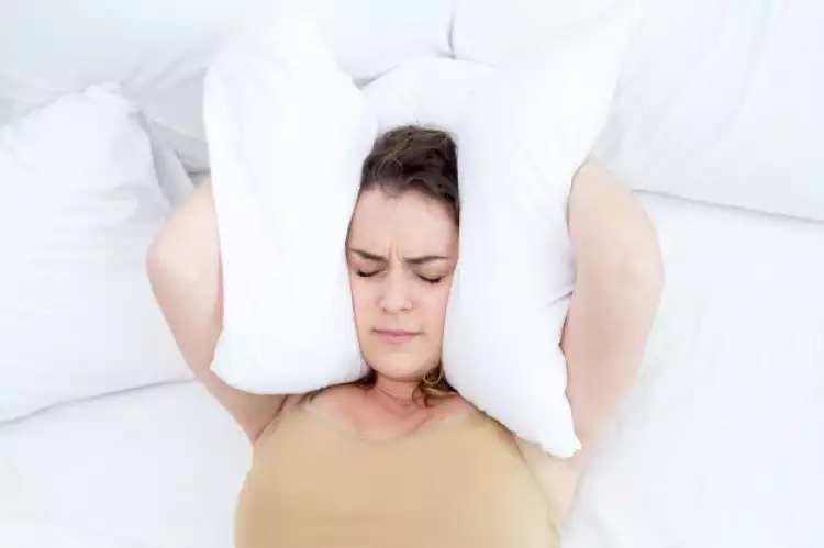 13 Cara mengatasi insomnia saat hamil, mudah & ampuh