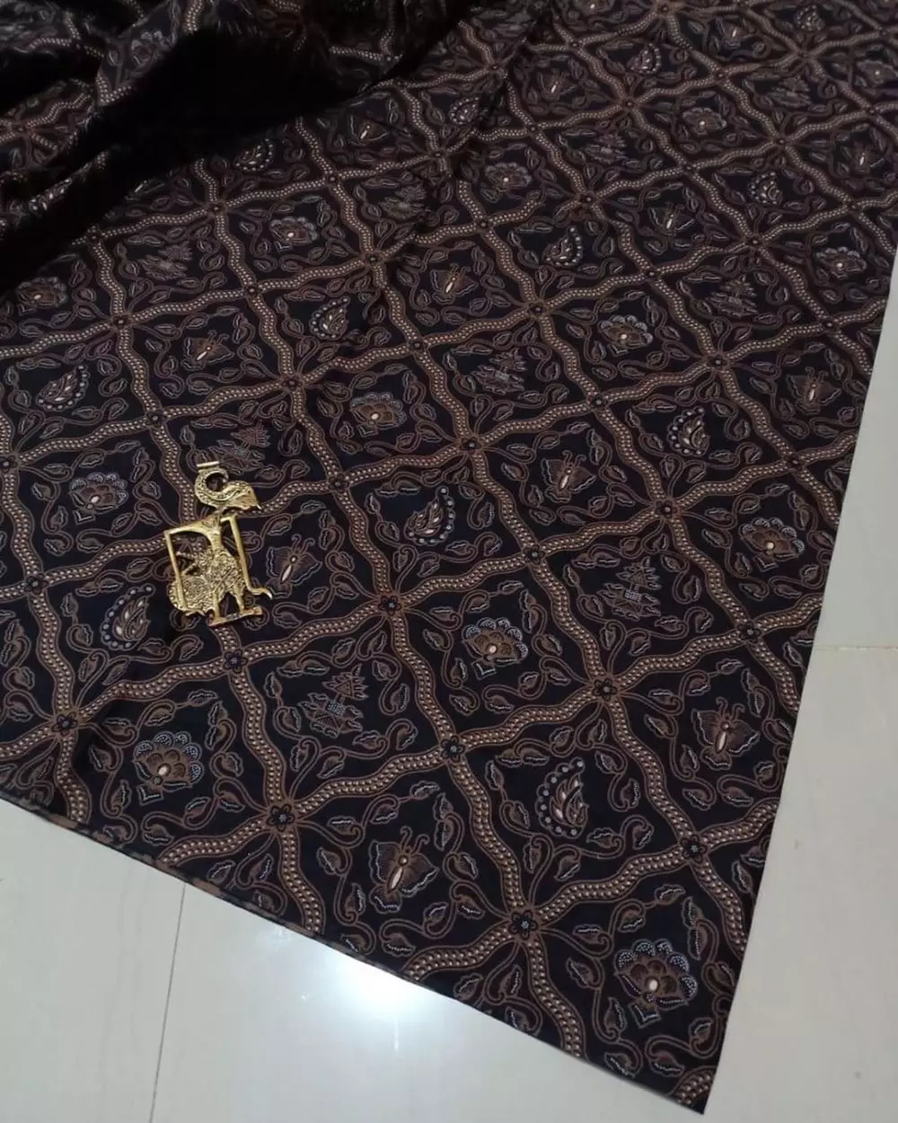 12 Jenis batik di Indonesia dan penjelasan filosofi motifnya Instagram/@oesmanheriyanto  @jaelani_jo 12 Jenis batik di Indonesia dan penjelasan filosofi motifnya Instagram/@oesmanheriyanto  @jaelani_jo