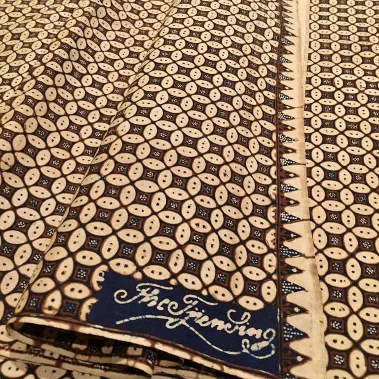 12 Jenis batik di Indonesia dan penjelasan filosofi motifnya Instagram/@oesmanheriyanto  @jaelani_jo 12 Jenis batik di Indonesia dan penjelasan filosofi motifnya Instagram/@oesmanheriyanto  @jaelani_jo