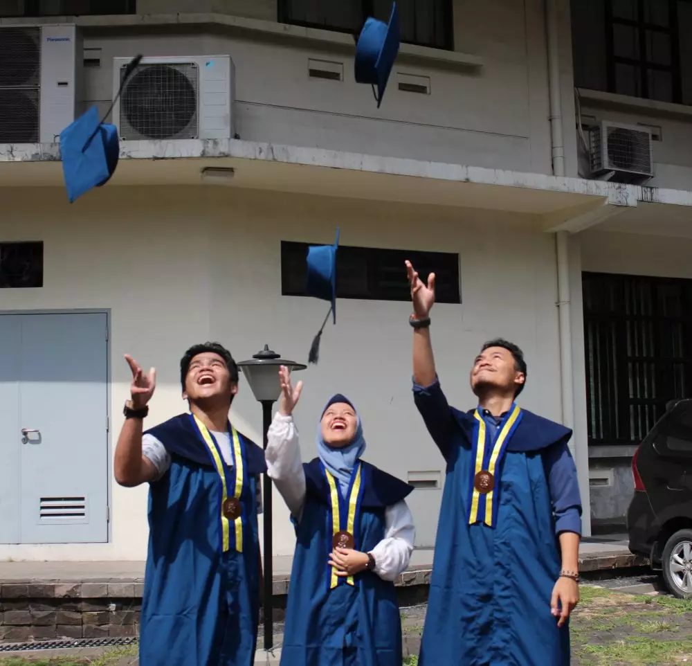 mahasiswa 7 hari 7 malam skripsi © 2019 brilio.net