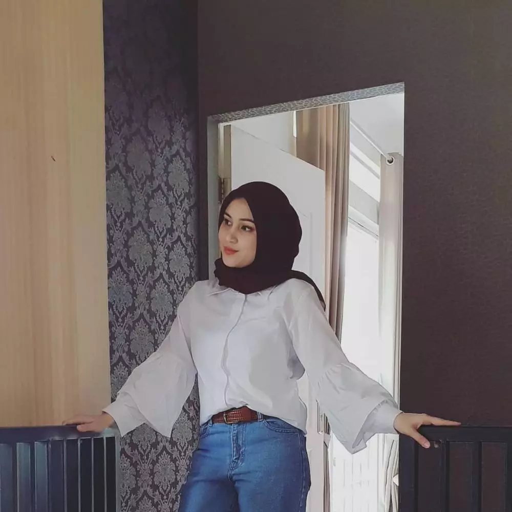 potret kiki azhari berhijab Instagram potret kiki azhari berhijab Instagram
