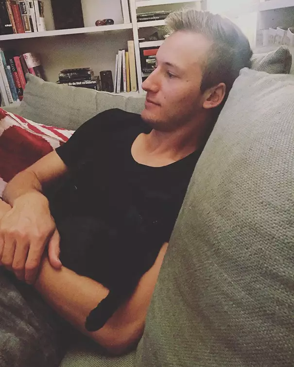 kucing kamuflase unik © 2019 brilio.net