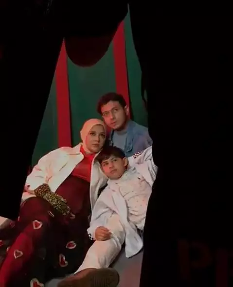 maternity istri rifky © 2019 brilio.net maternity istri rifky © 2019 brilio.net