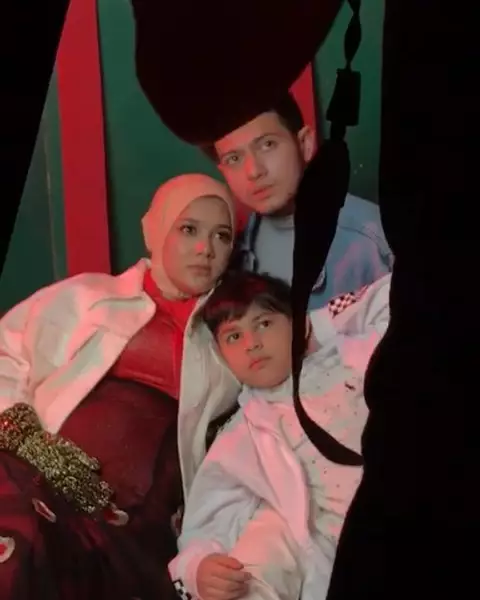 maternity istri rifky © 2019 brilio.net maternity istri rifky © 2019 brilio.net